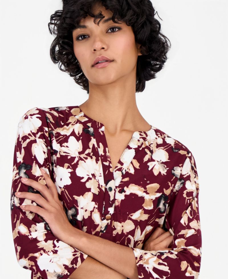 Petite V-Neck 3/4-Sleeve Floral-Print Henley