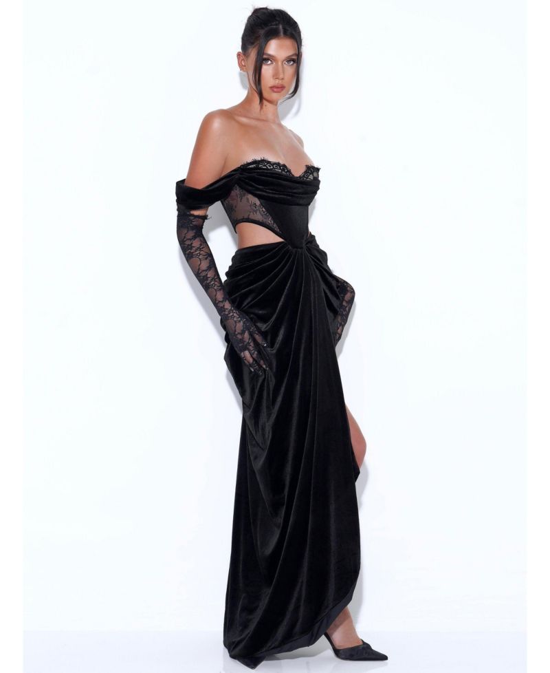 Women's Quintessa Black Lace Velvet Corset Off Shoulder Gown