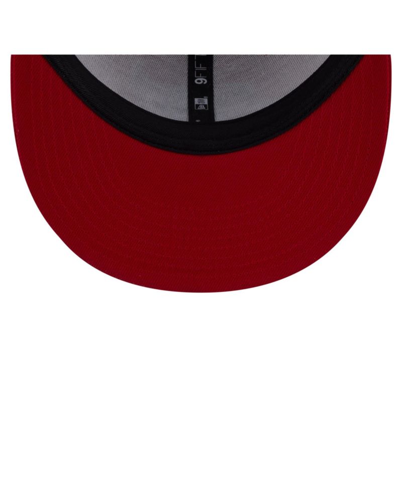 Men's Red Tampa Bay Buccaneers Core Team 9FIFTY Trucker Snapback Hat