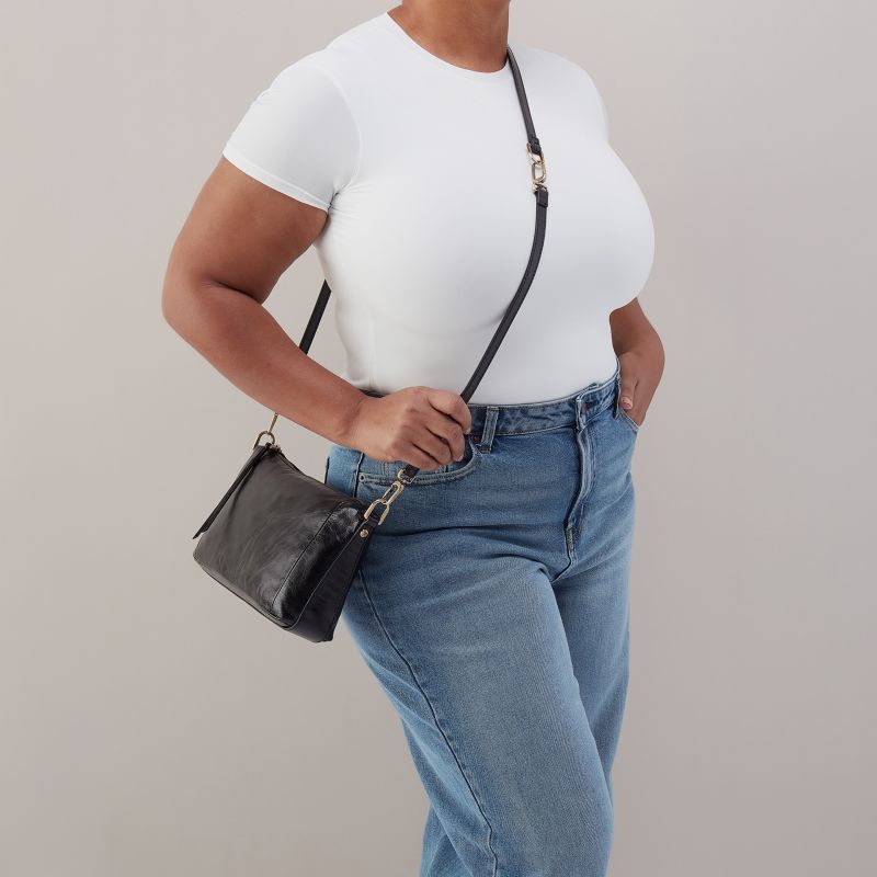 Women's Darcy Carry-All Crossbody