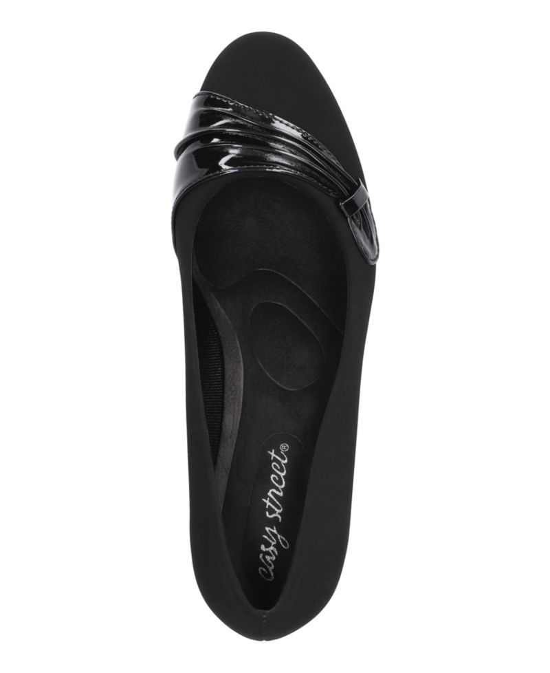 Women's Ginnifer Slip-On Pumps