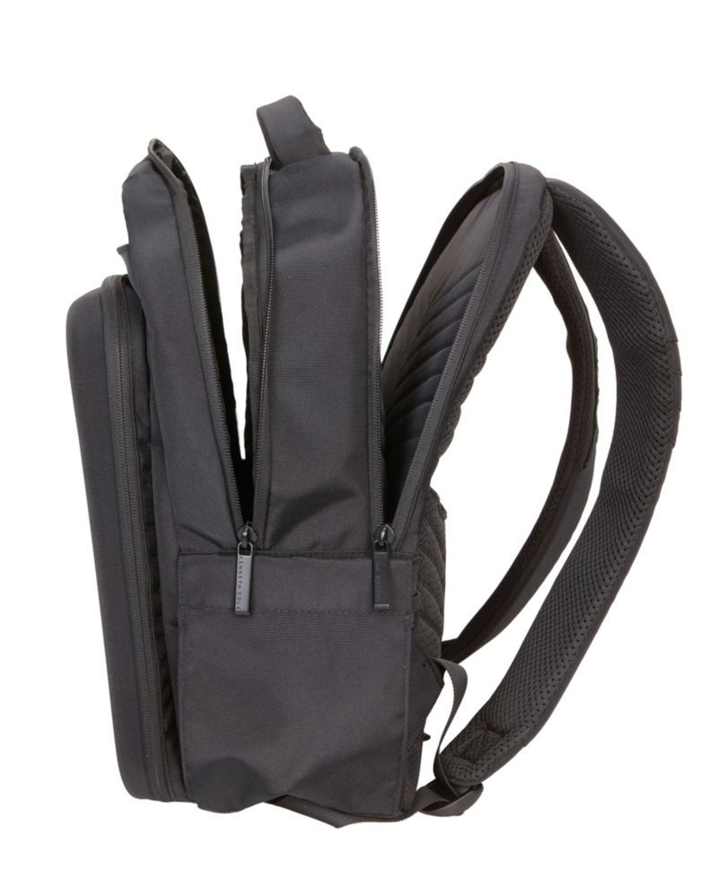 Venturer 18" Backpack