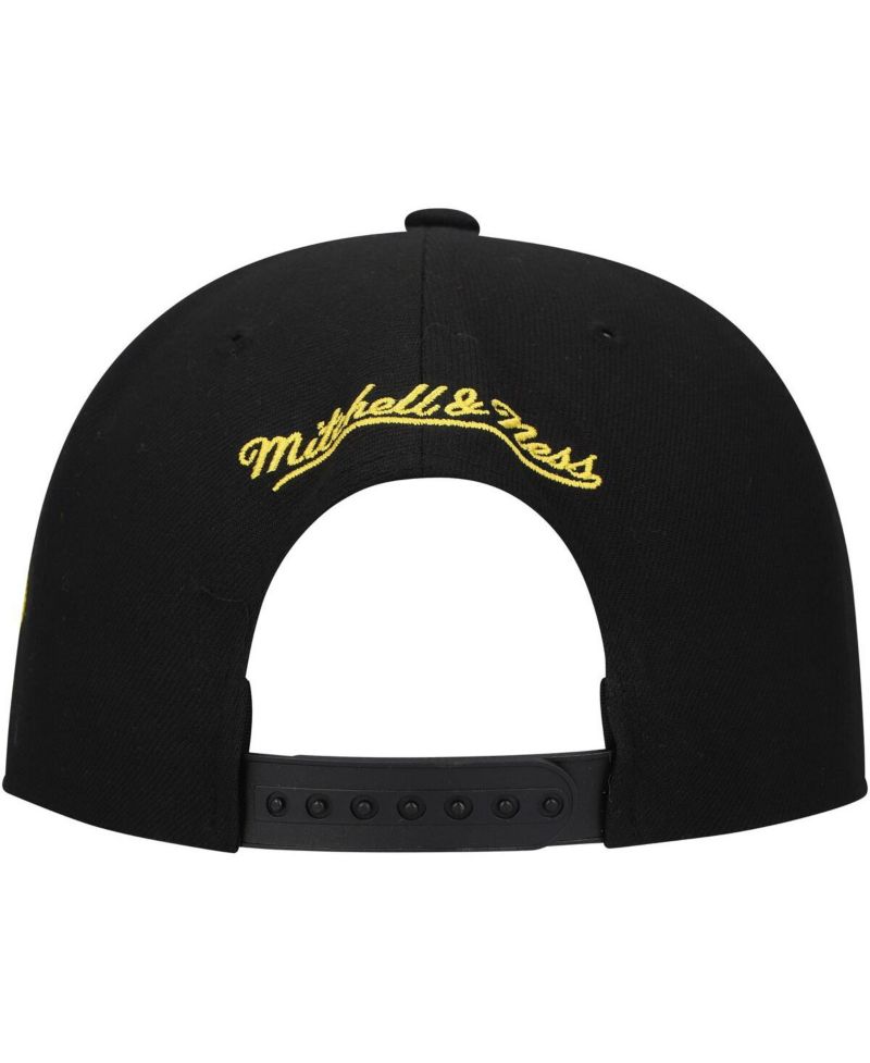 Men's Black Boston Bruins Core Team Script 2.0 Snapback Hat