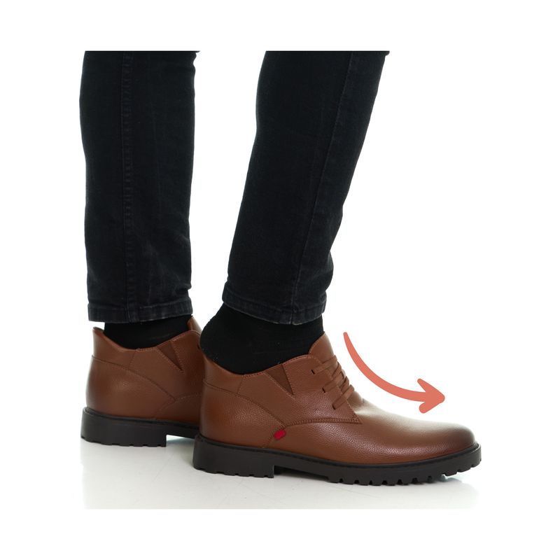 Clark Road Hands-Free Slip On Technology Leather Laceup Chukka Boots