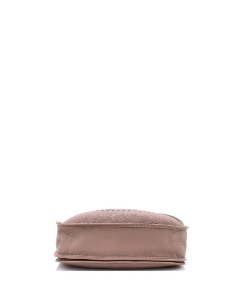 Pre-Owned Hermes GM Evelyne Bag Gen II Clemence