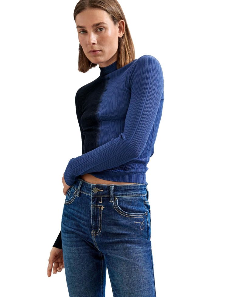 Women's Flare Jeans