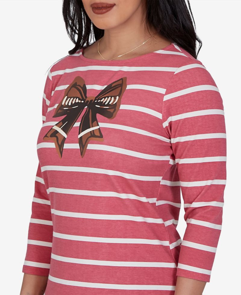 Petite 3/4-Sleeve Boat-Neck Curved-Hem T-Shirt