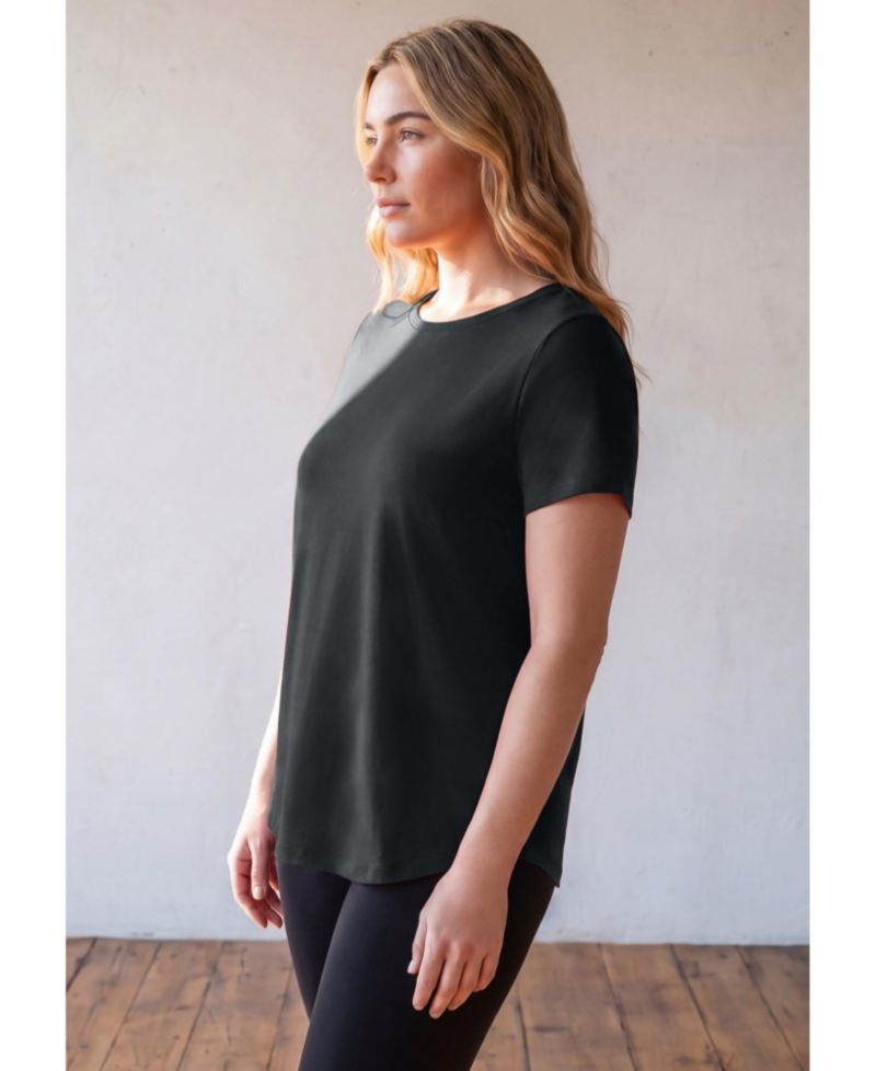Plus Size Signature Scoop Neck Relaxed-Fit T-Shirt