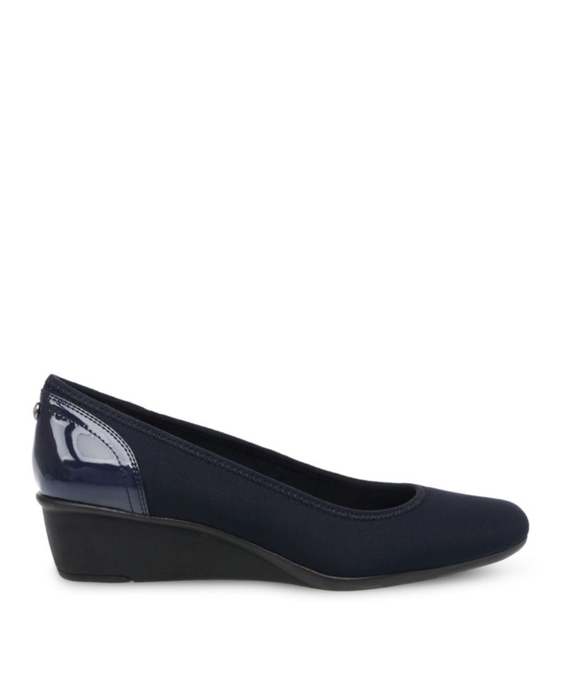Women's Wisher Flexible Sport Wedge Pumps