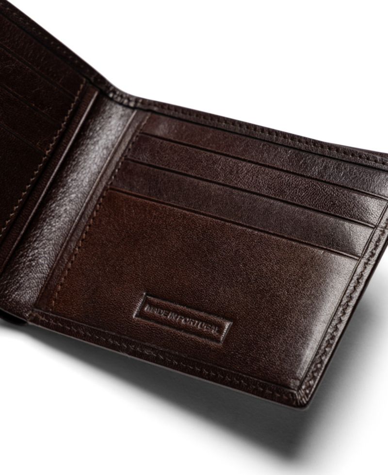 Men's Wakefield Leather Bi-Fold Wallet