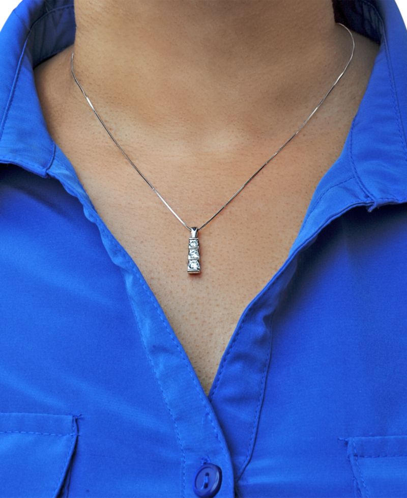 Three-Stone Diamond Pendant Necklace in 14k White Gold (1/2 ct. t.w.)