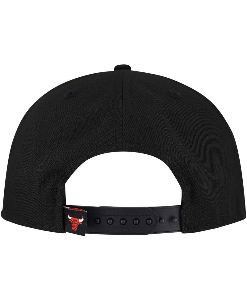 Men's Black Chicago Bulls Oversized Puff Print Logo Golfer Snapback Hat