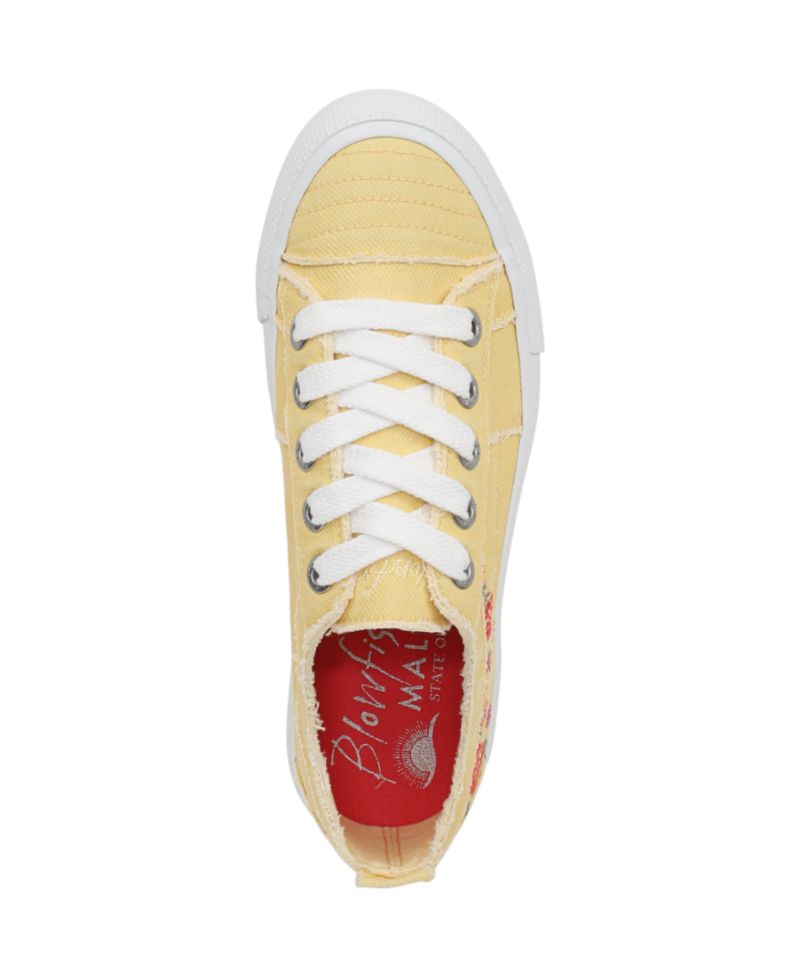 Women's Very Sadie Lace-Up Sneakers
