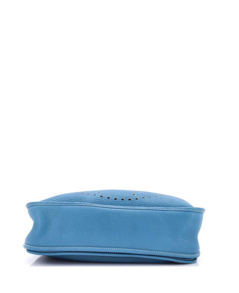 Pre-Owned Hermes GM Evelyne Bag Gen III Clemence