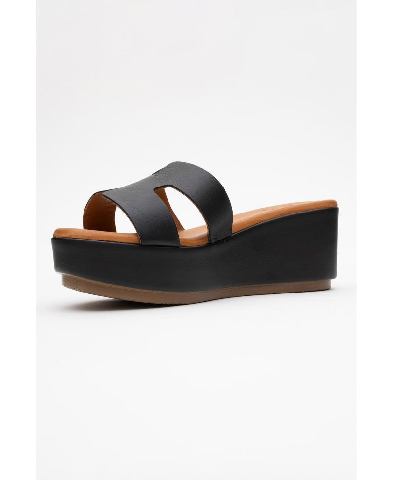 Lia Leather Platform Sandal (Women)
