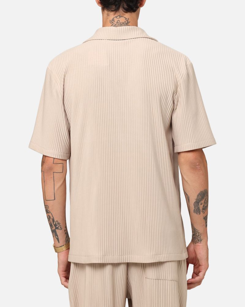 Men's Pleated Button Up Shirt - Tan L