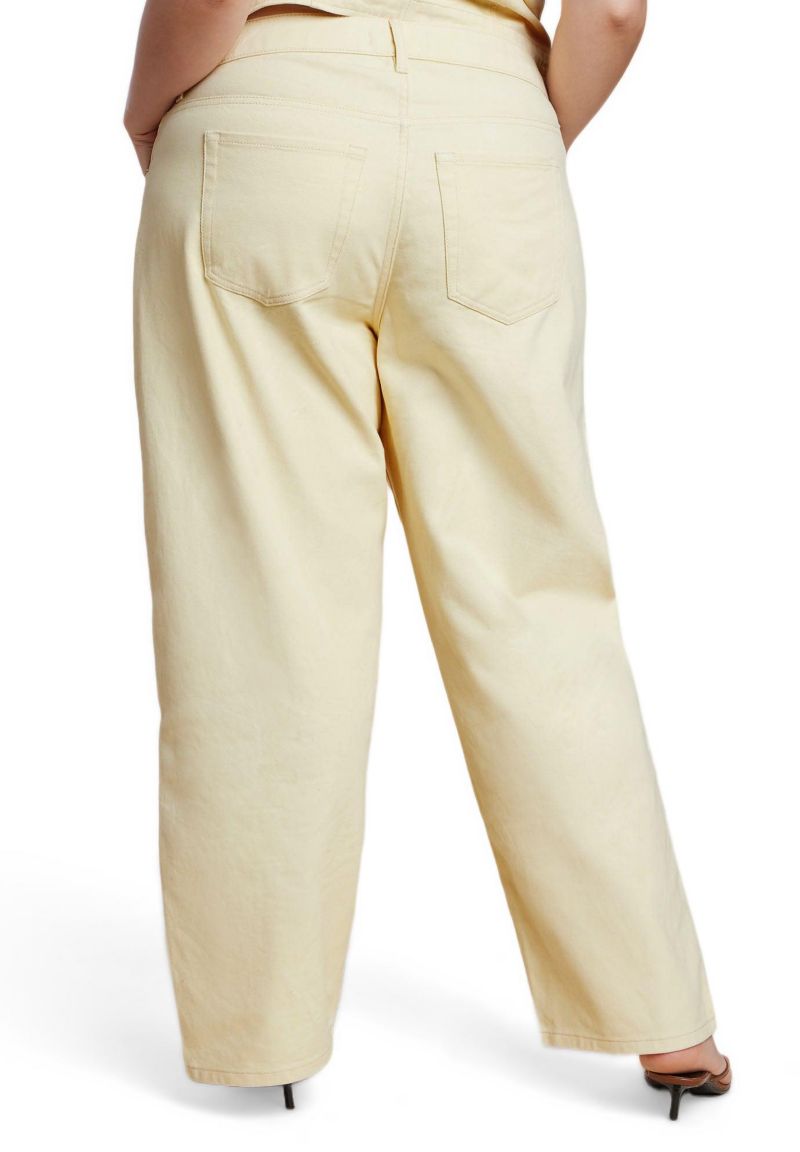 Women's Floral Embroidery Jean