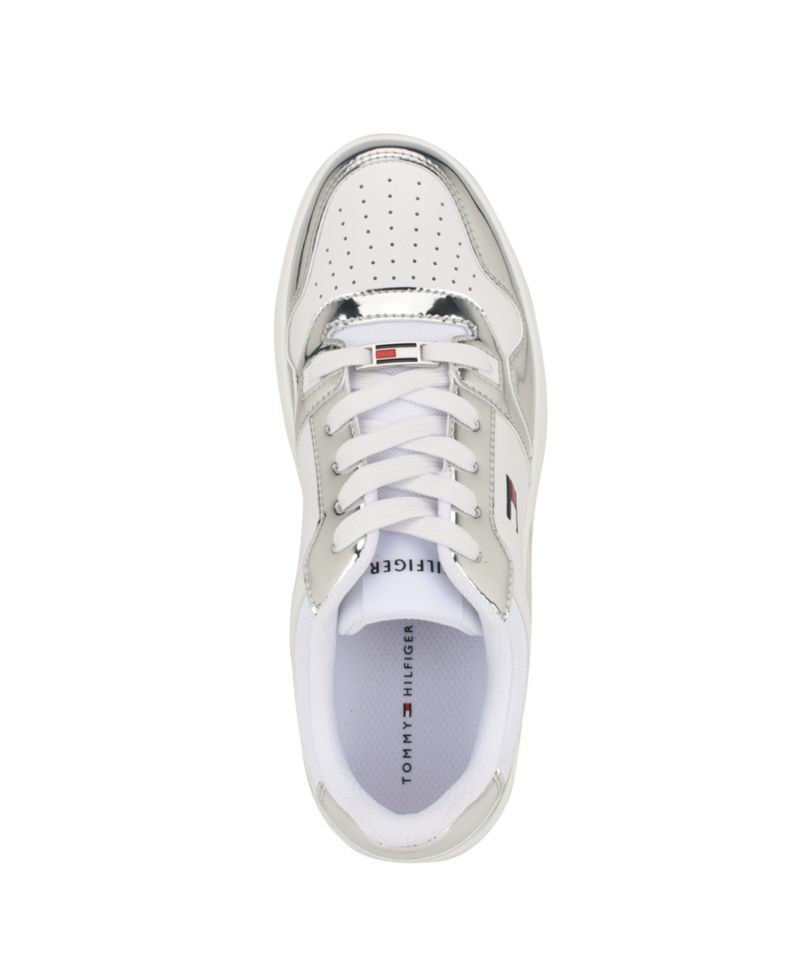 Women's Twigye Lace-Up Sneakers
