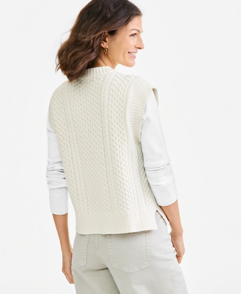 Women's Cable-Knit Crewneck Sweater Vest