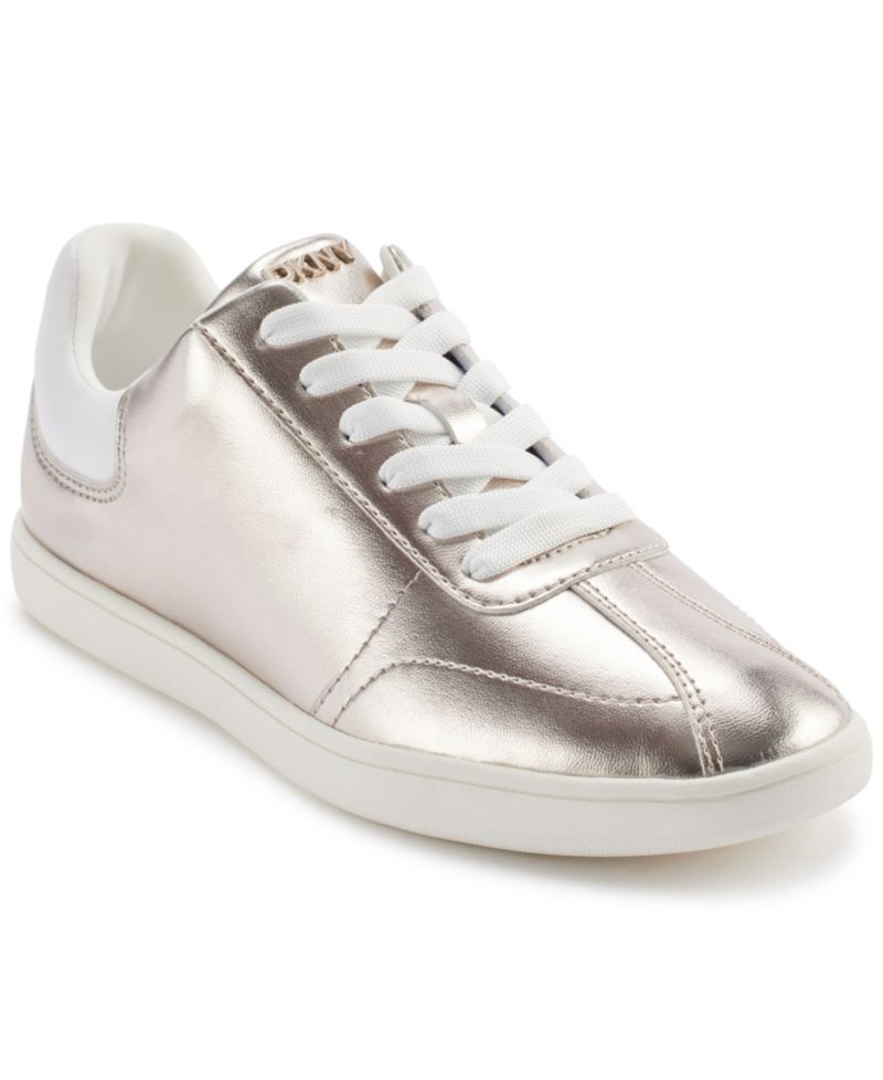 Women's Seacliff Lace-Up Sneakers
