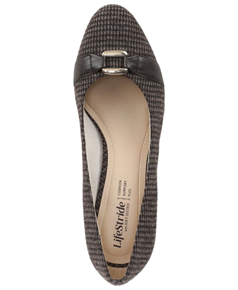 Women's Tavi Slip-On Pumps