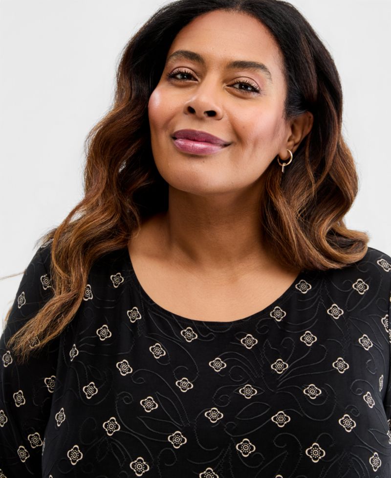 Petite Sofia Tile 3/4-Sleeve Jacquard Tee