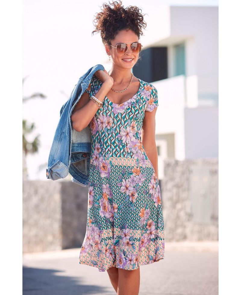 Women's Floral-Print V-Neck A-Line Dress