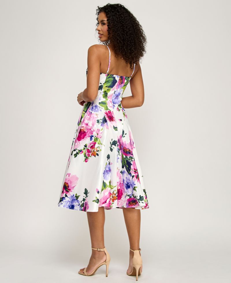 Juniors' Twist-Bodice Sweetheart Neck Midi Dress