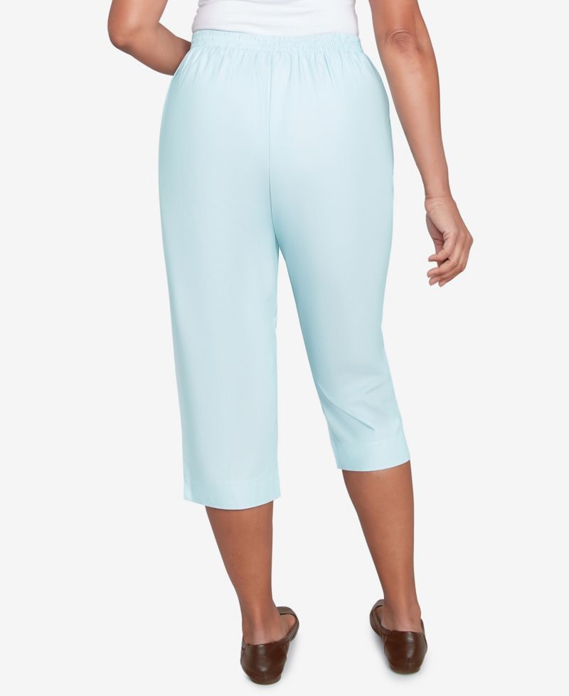Women's St. Thomas Heat Set Embroidered Capri Pants