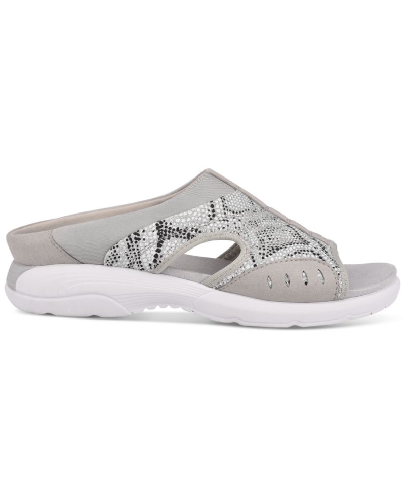 Women's Traciee Lightweight Flat Easy-On Sandals