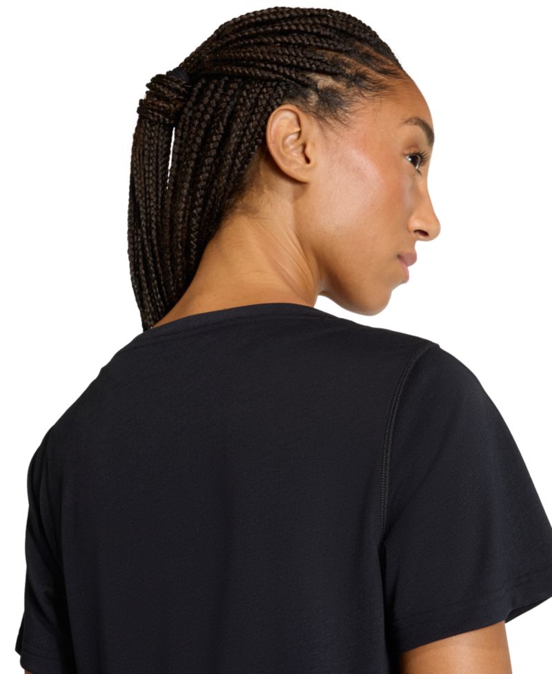 Women's Workout Essentials Seamless Scoop Neck T-Shirt