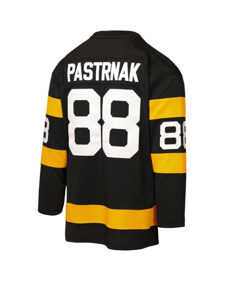 Boys' and Girls' Boston Bruins David Pastrnak 2016 Winter Classic Power Play Jersey