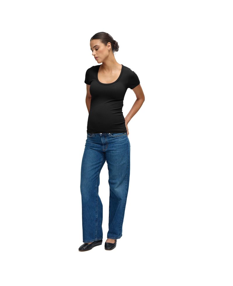 Maternity Ingrid + Isabel Seamless Rib Short Sleeve Crew Tee