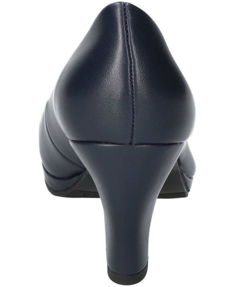 Women's Equinox Slip-On Pumps