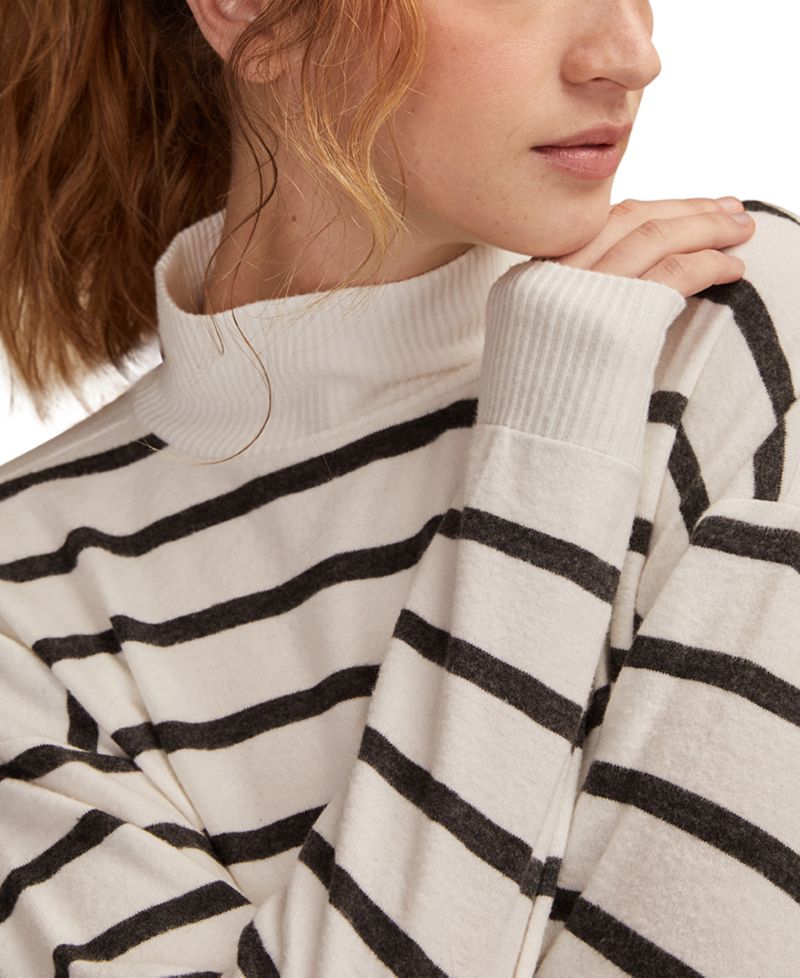Women's Cloud Mock Neck Top