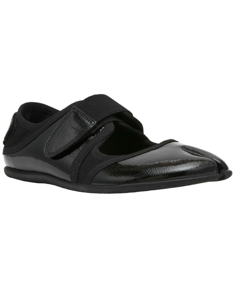 Women's Rapid Mary Jane Tabi Sneakers