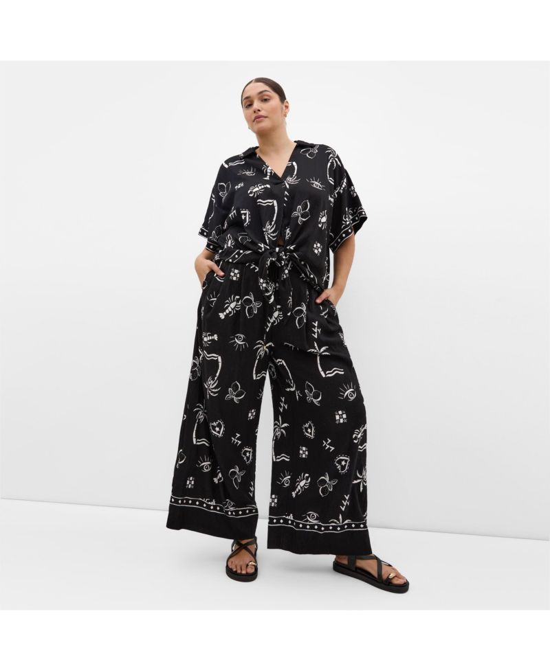 Women's Resort Border Print Pant