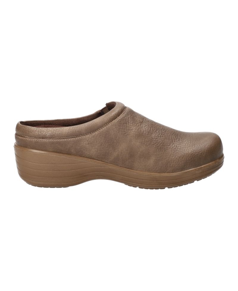 Women's Beck Slip-Resistant Round Toe Clogs