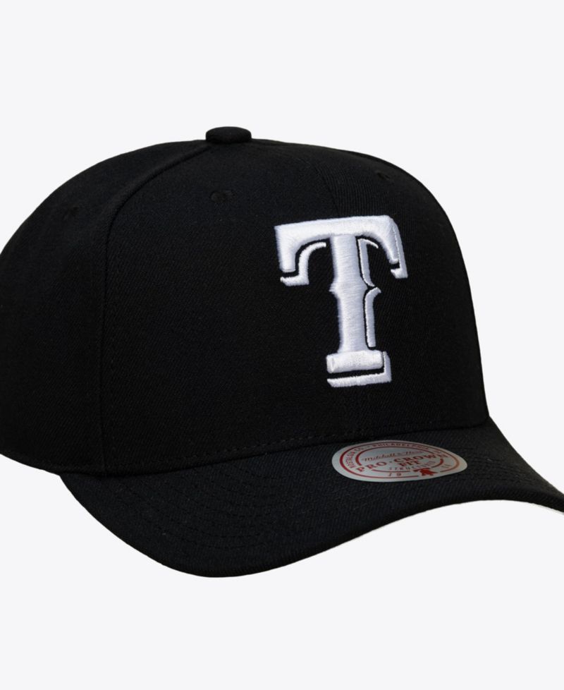 Men's Black Texas Rangers Black and White Pro Crown Snapback
