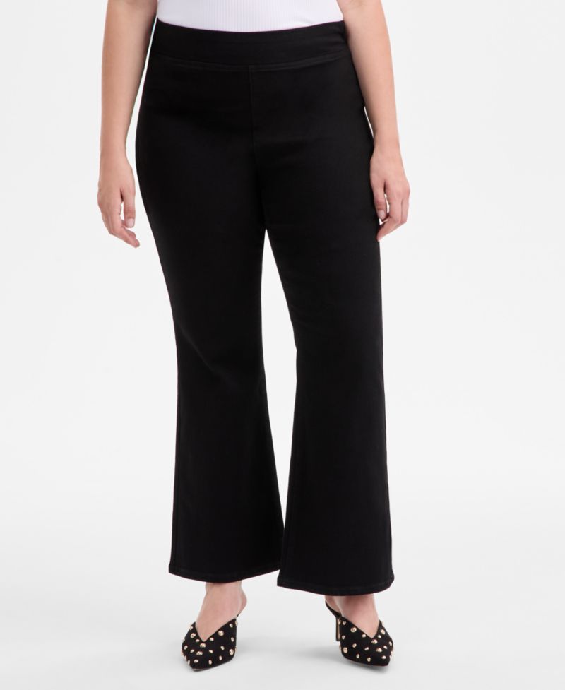 Plus Size High-Rise Pull-On Flared Jeans