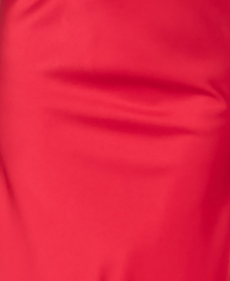 Juniors' Scoop Neck Gown