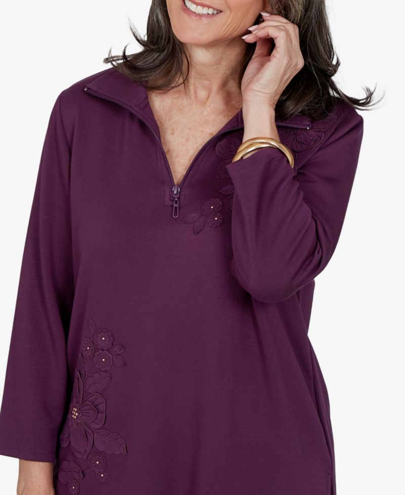 Petite 3/4-Sleeve Floral-Applique Knit Top