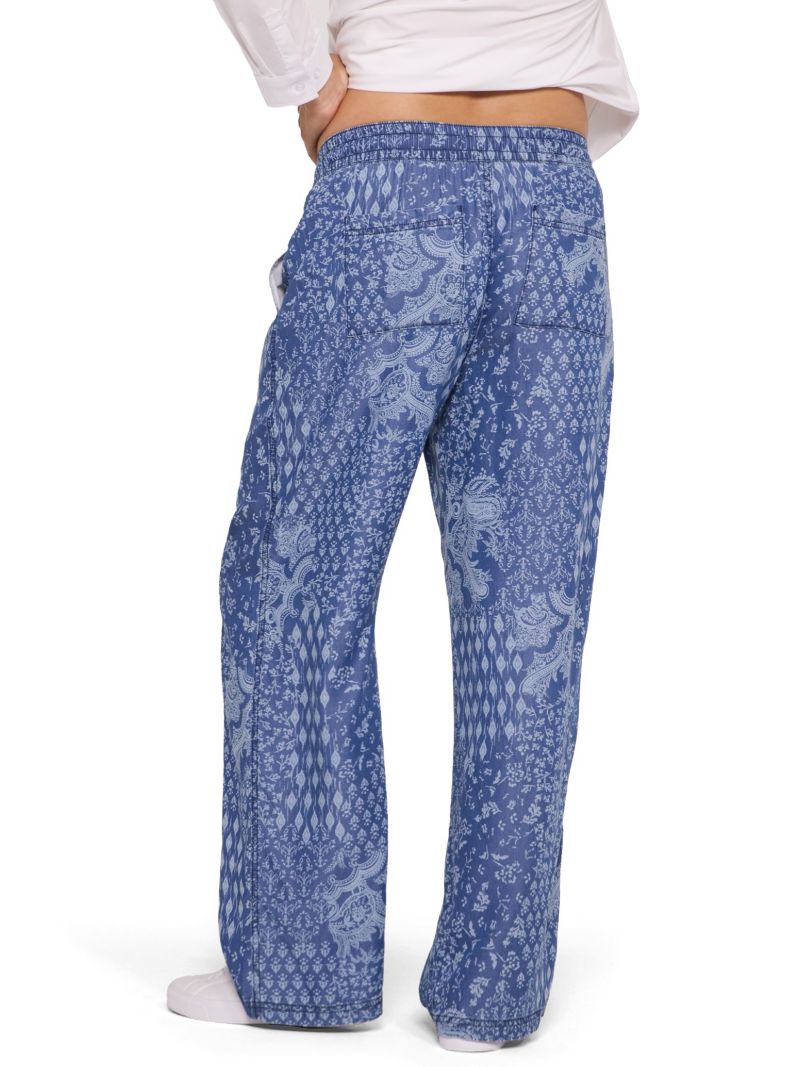 Women's Motherhood Under the Belly Tie Waist Denim Wide Leg Pant
