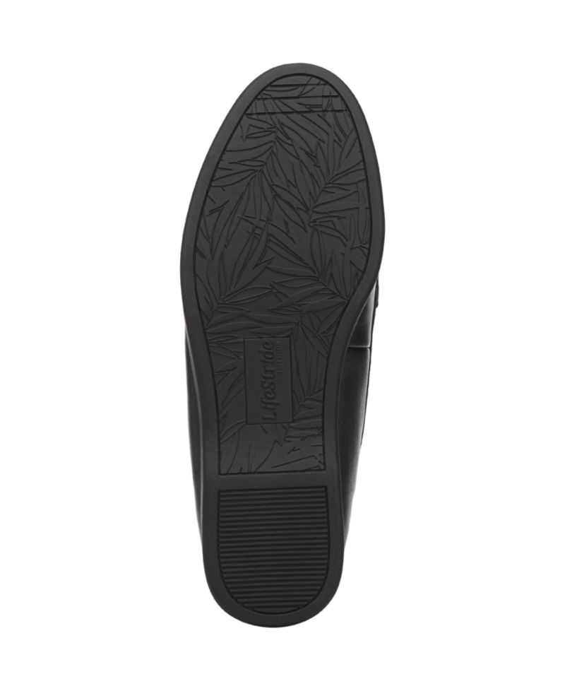 Women's Malta 3 Round Toe Slip On Tassel Loafers