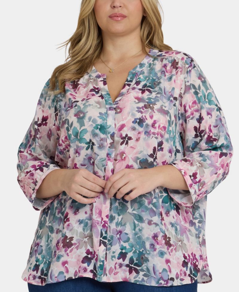 Plus Size Pintuck 3/4 Sleeve Top