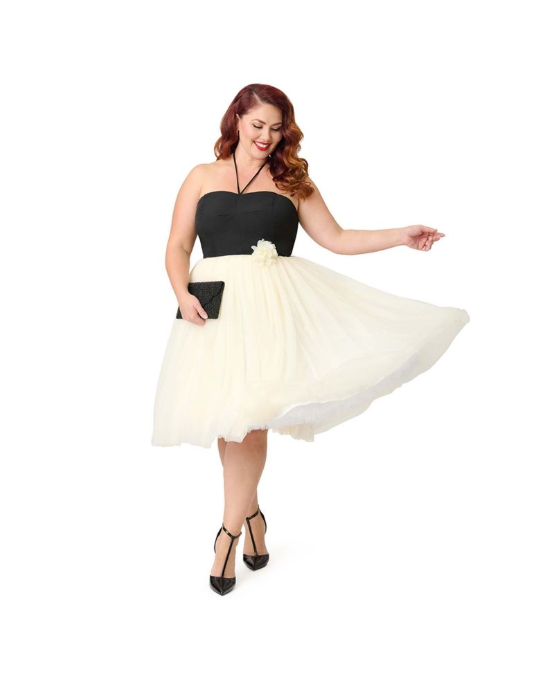 Plus Size Sweetheart Halter Swing Dress