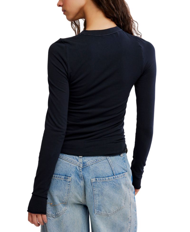 Women's So Soft Seamless Scoop Neck Long-Sleeve Top