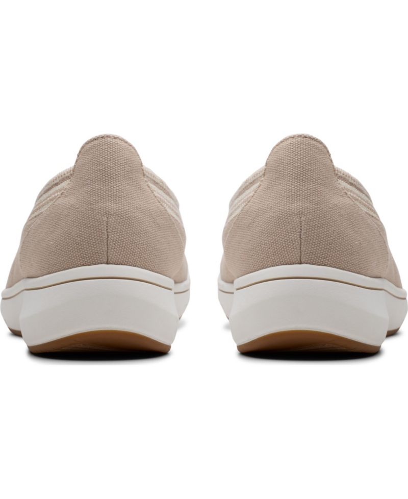 Women's Cloud Steppers Breeze Sky Air Closed Toe Shoes