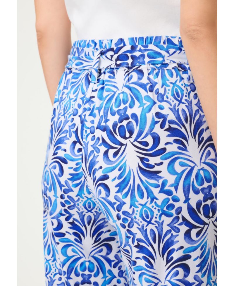 Women's Ornamental Pull-On Pant