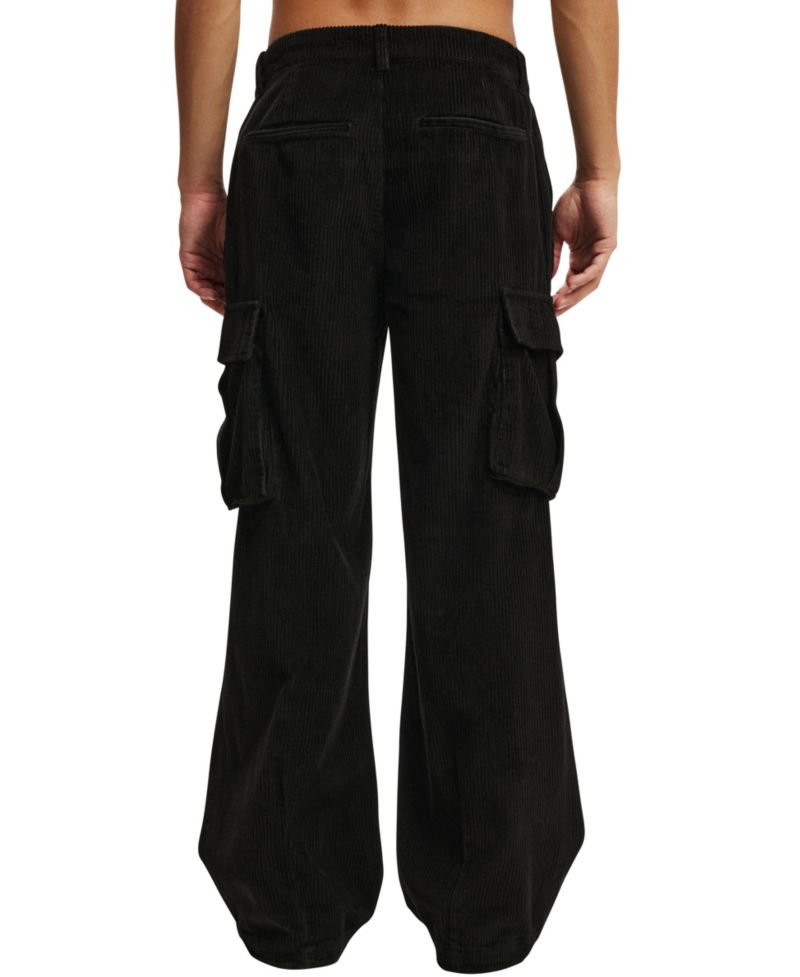 Men's Baggy Pleat Cargo Pant